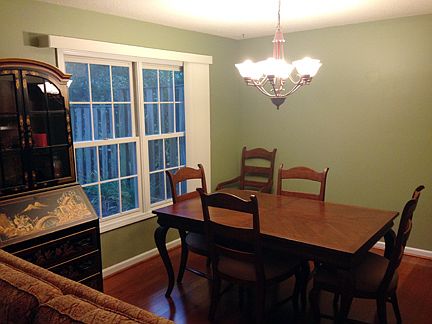 5th image of 1005 Evergreen Way
