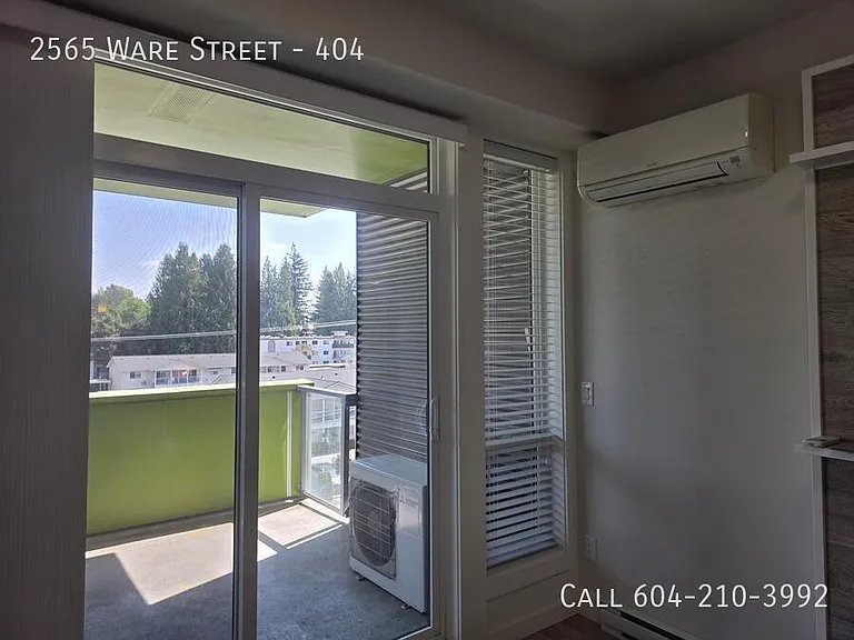 2565 Ware St #404 — Photo 7