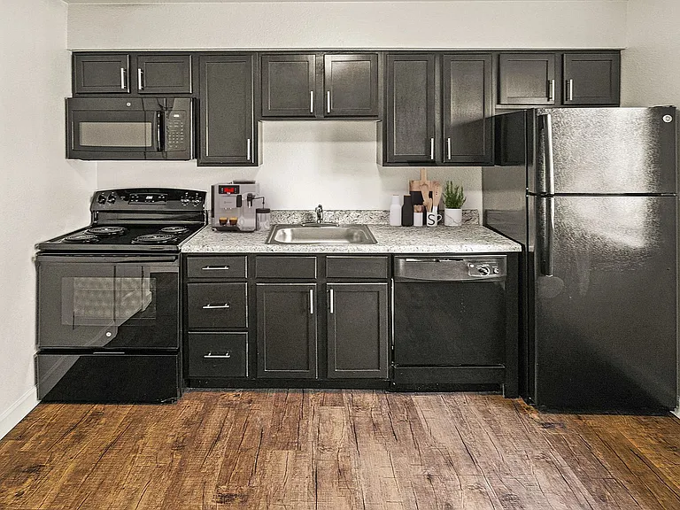 Metro Apartments at Wood River — Photo 62