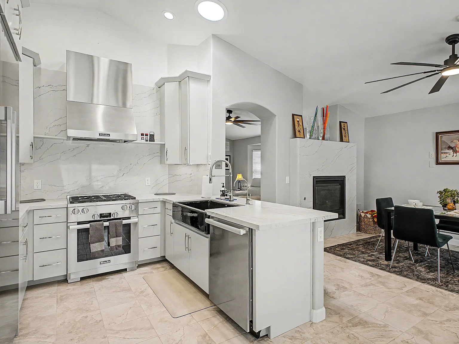 3 bed, 1572 sqft, $3,500 — Photo 3