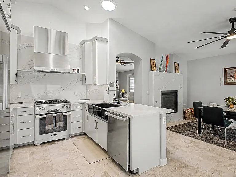 Very clean kitchen with propane stove, refrigerator and dishwasher. RO water system under kitchen sink.