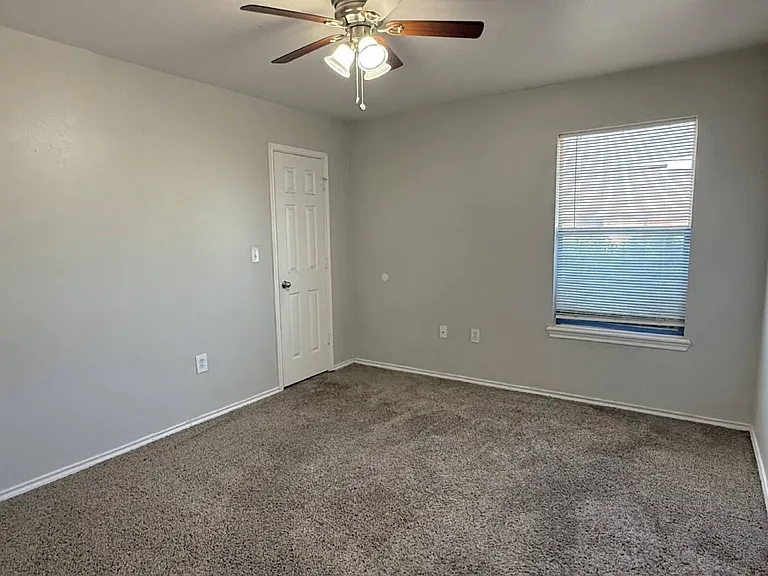 304 N Brentwood Ave #A — Photo 8