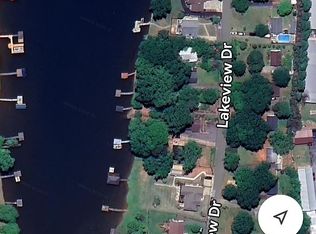 107 Lakeview Dr, Inman, SC 29349