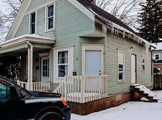 1258 S Galena Ave, Freeport, IL 61032