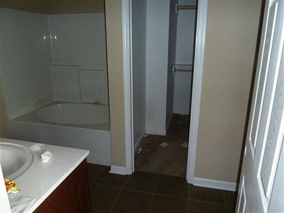 4th image of 35087 Rayville Dr