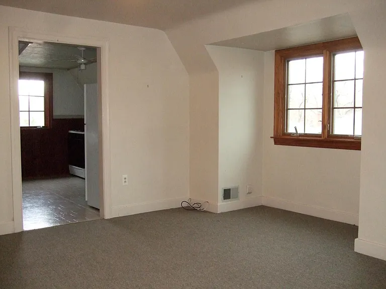 780 Trombley Rd #3 — Photo 2