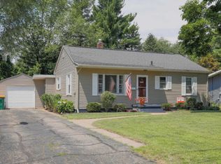 112 Kirkpatrick Dr, Battle Creek, MI 49015