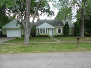 2398 Wallace Dr, Jackson, MI 49203