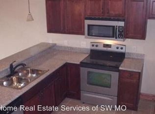 2181 W Bingham St, Ozark, MO 65721