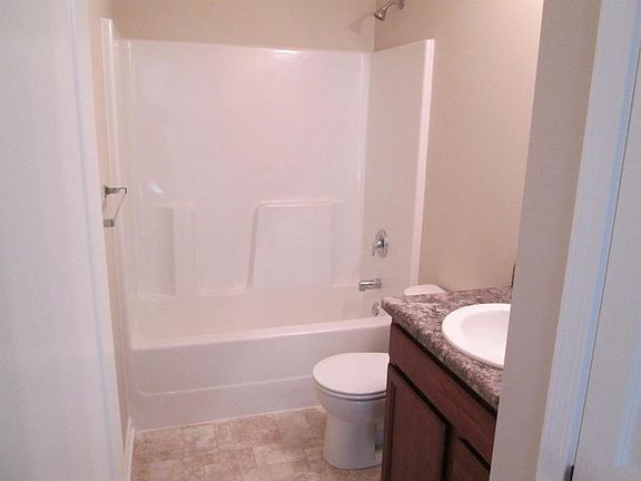 5th image of 742 W A St APT 2