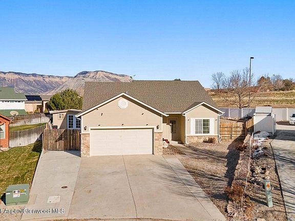 2nd image of 42 Eagle Ct