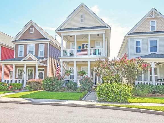 4th image of 129 Hyacinth St