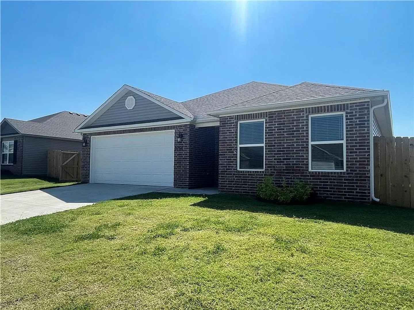 Stylish 3-Bedroom Home with Open Layout & Pet-Friendly Fenced Yard — Photo 1