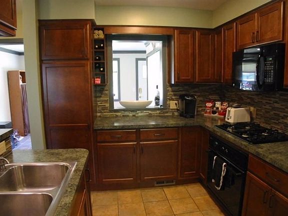 4th image of 1018 Morningside Dr