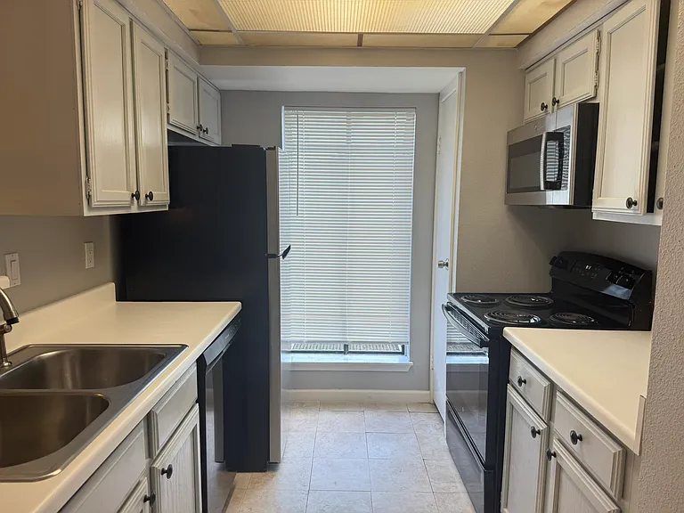 6750 Sands Point Dr #1 — Photo 10