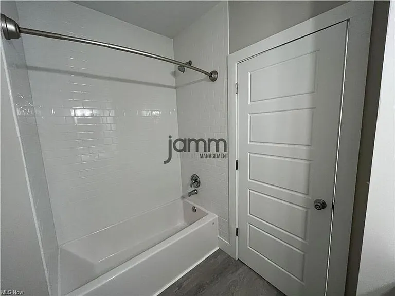 1966 Randall Rd #2 — Photo 6
