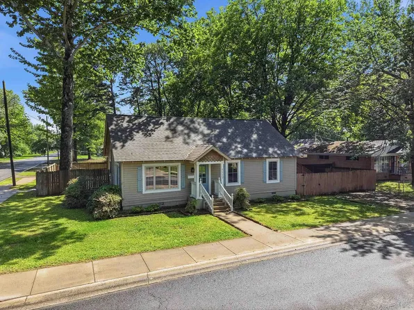 1117 Weems St, Conway, AR 72034