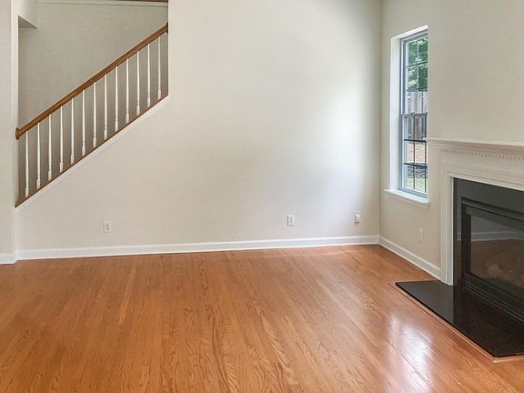 5th image of 1136 Ametrine Ln
