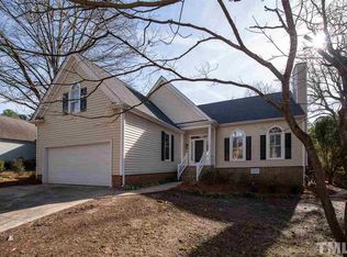 204 Hunters Xing, Cary, NC 27518