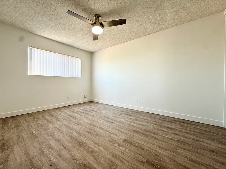 3686 Marlborough Ave #5 — Photo 17