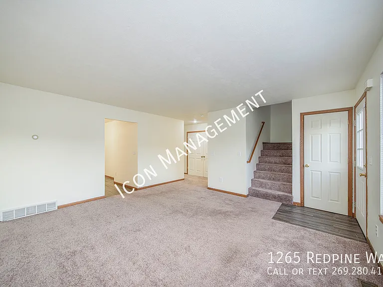 1265 Redpine Way — Photo 7