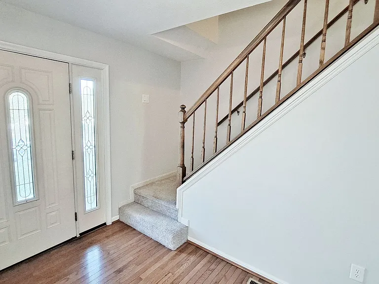 58 Frock Dr — Photo 5