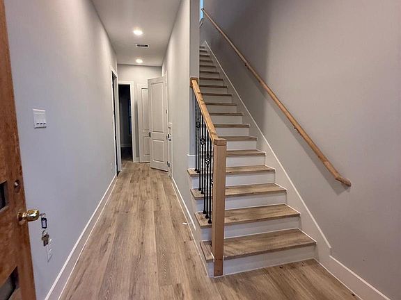 4th image of 6844 Del Rio St