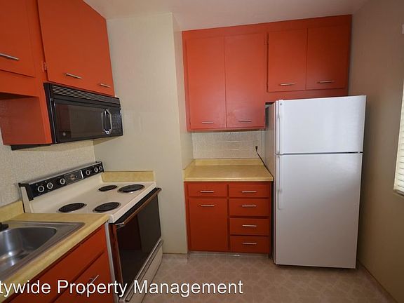 2nd image of 870 25th Ave APT 202
