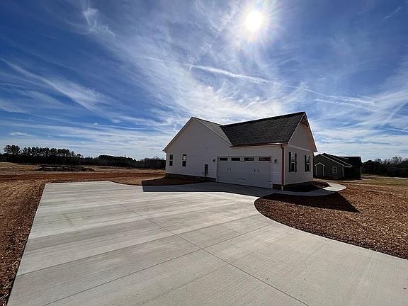 3rd image of 4928 N Carolina Hwy #135