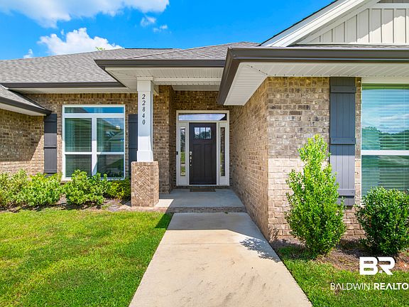 4th image of 22840 Ridgewood Dr