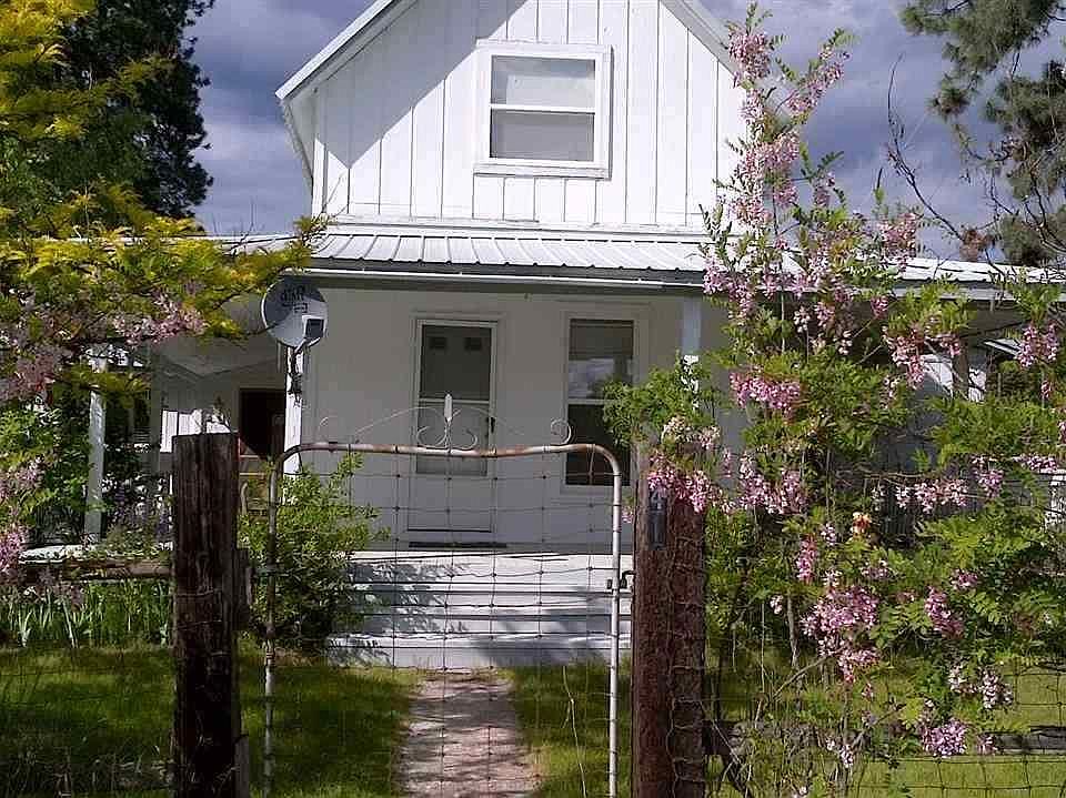 1st image of 441 Railroad Ave