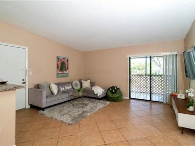 809 NE 199th St APT 205-7, Miami, FL, 33179