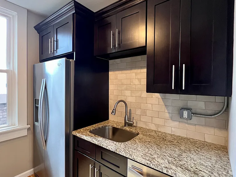 94 S Main St #404 — Photo 6