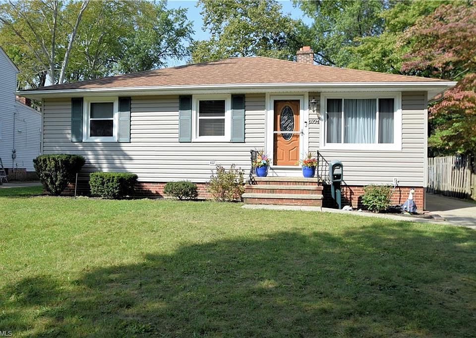 1st image of 6994 Parma Park Blvd