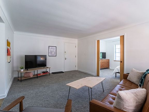 3rd image of 507 S 36th St #5