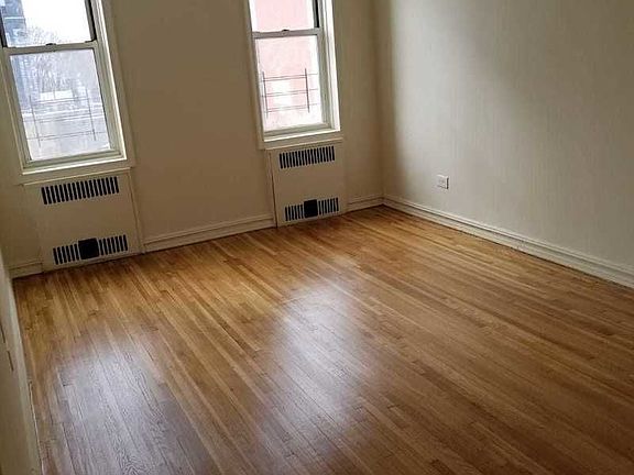 4th image of 43-30 48th St APT E3