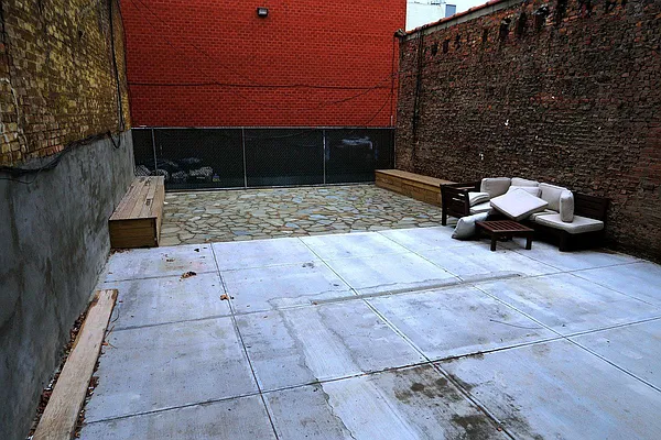 Rented by Lucky Apt Inc | media 20