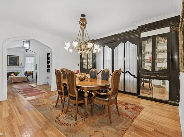 1702 East 28th Street image 3 of 16