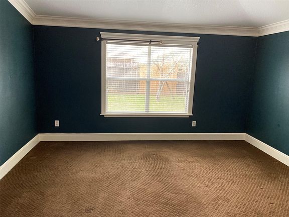 2nd image of 9318 Cold River Ct
