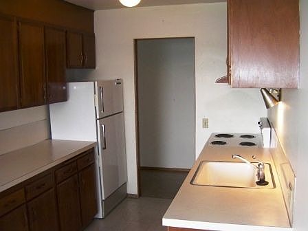 2nd image of 1031 SE Maylor St APT 302