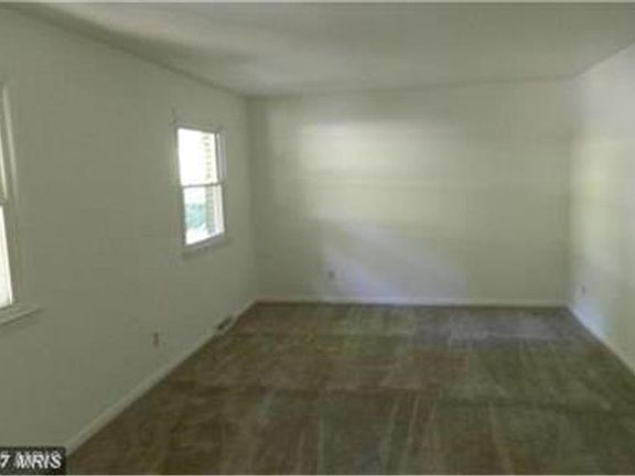 3rd image of 22336 Armstrong Dr