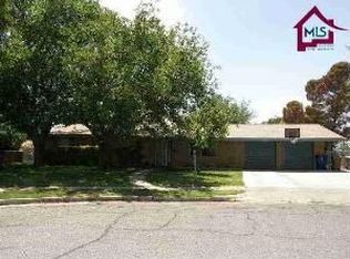 2155 Avalon Dr, Las Cruces, NM 88005