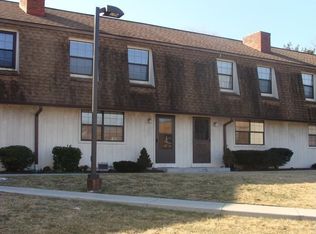 11 Homestead Ln, Brookfield, CT 06804