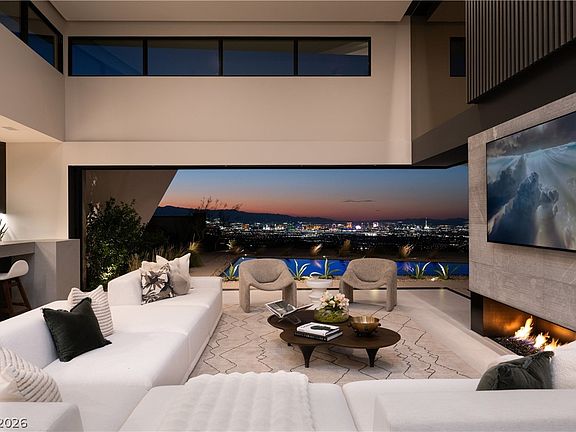 5th image of 8 Chisel Crest Ct