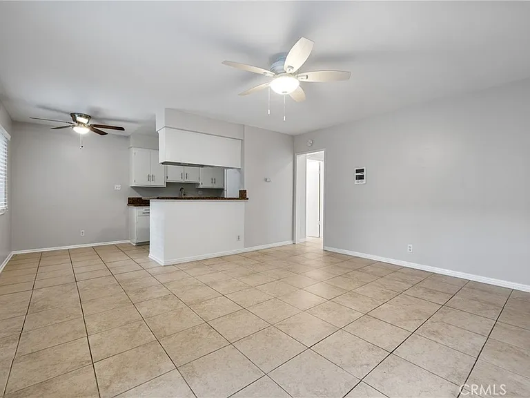 912 Gladys Ave #2 — Photo 5