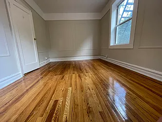 Rented by Hillel Realty Group