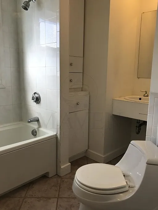 4 bed, 1200 sqft, $4,600 — Photo 4