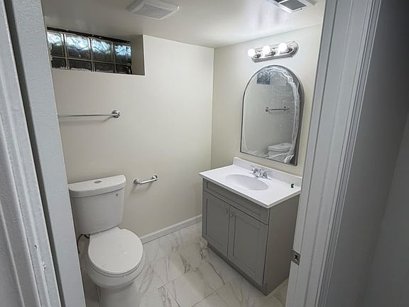 3rd image of 4900 N 61st St