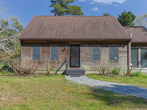 3rd image of 3034 Baker Avenue