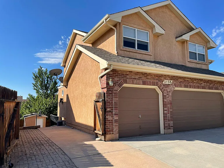 3455 Harbor Island Dr — Photo 3